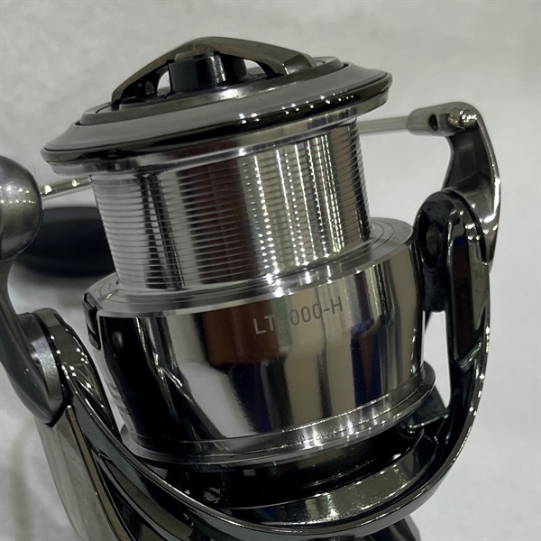 ２２イグジストＬＴ３０００－Ｈ